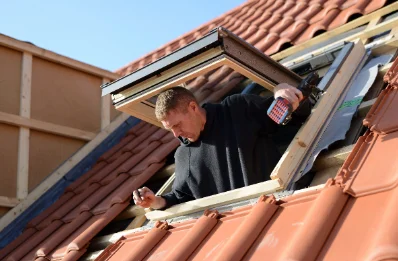 Pose de fenêtres de toit Velux à Altier